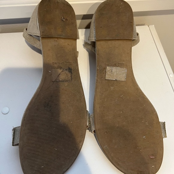 Champagne sandals in size 11 - Picture 5 of 5